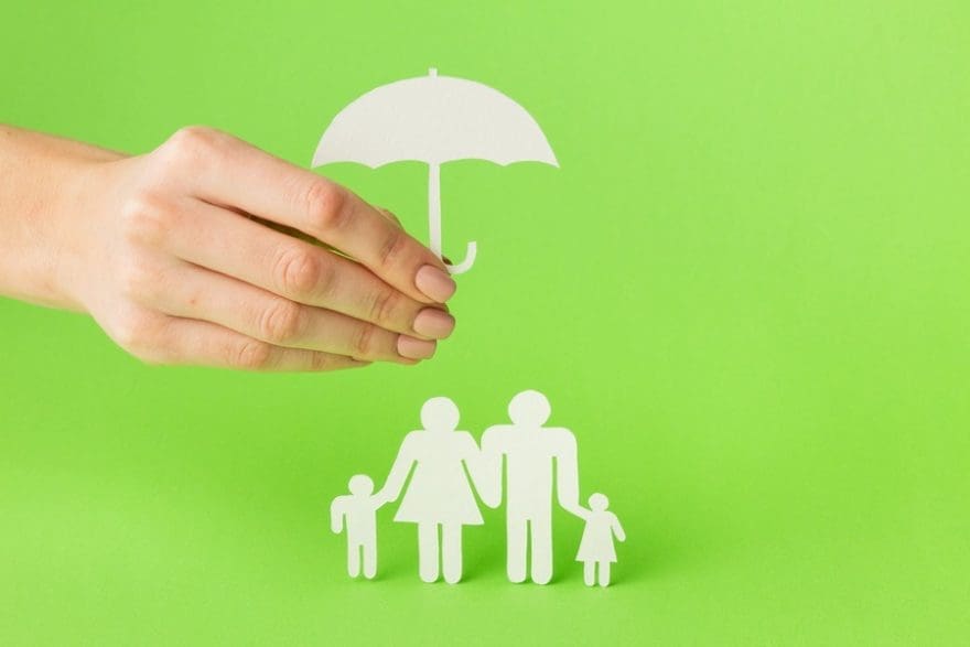 deducir seguro vida autonomo empresa