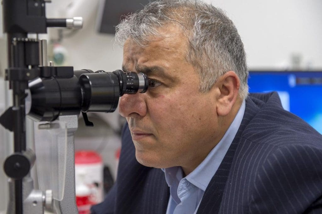 Quant costa una operació de cataractes i què cobreix l'assegurança de salut